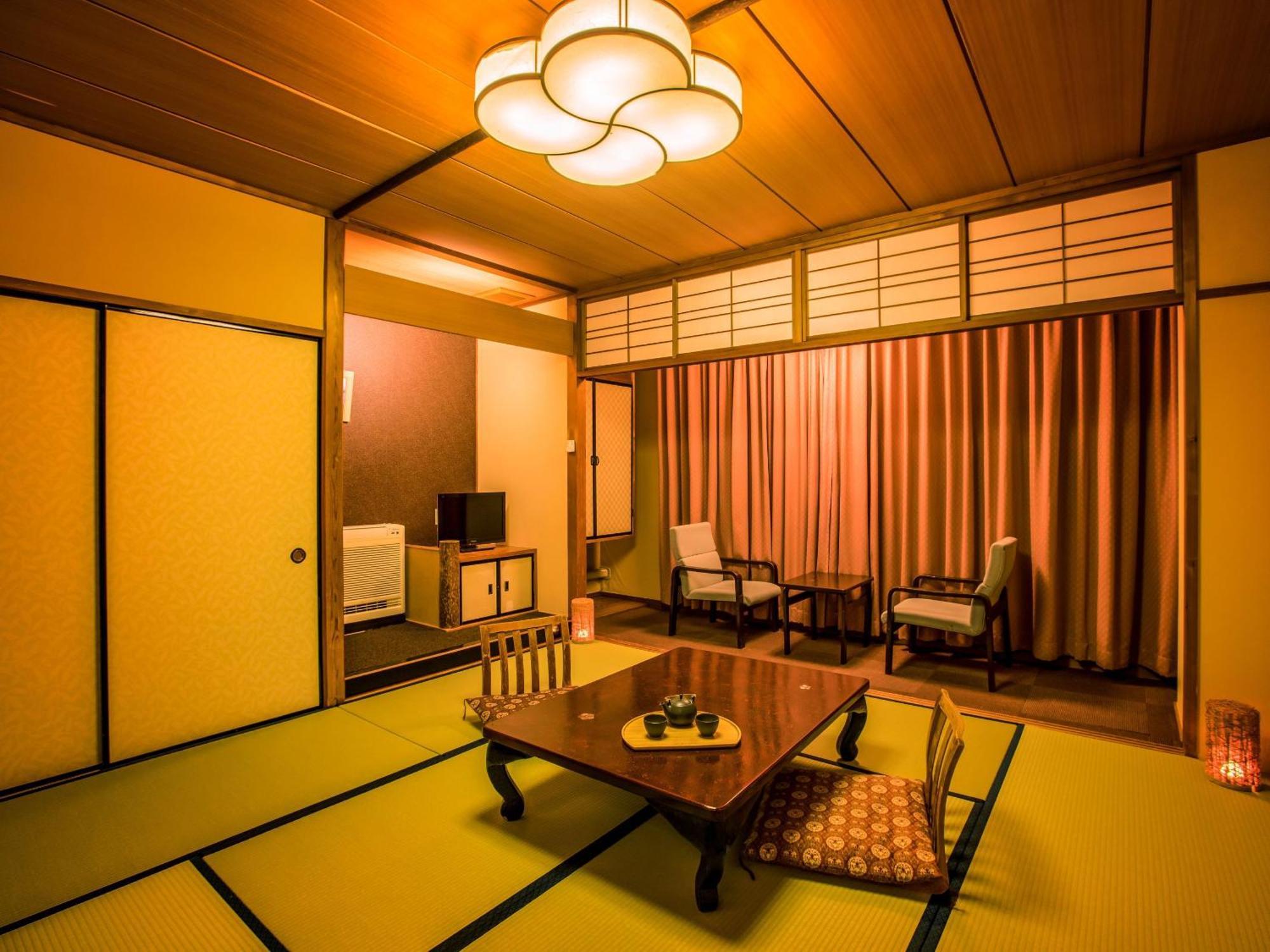 Ooedo Onsen Monogatari Bekkan เรียวกัง