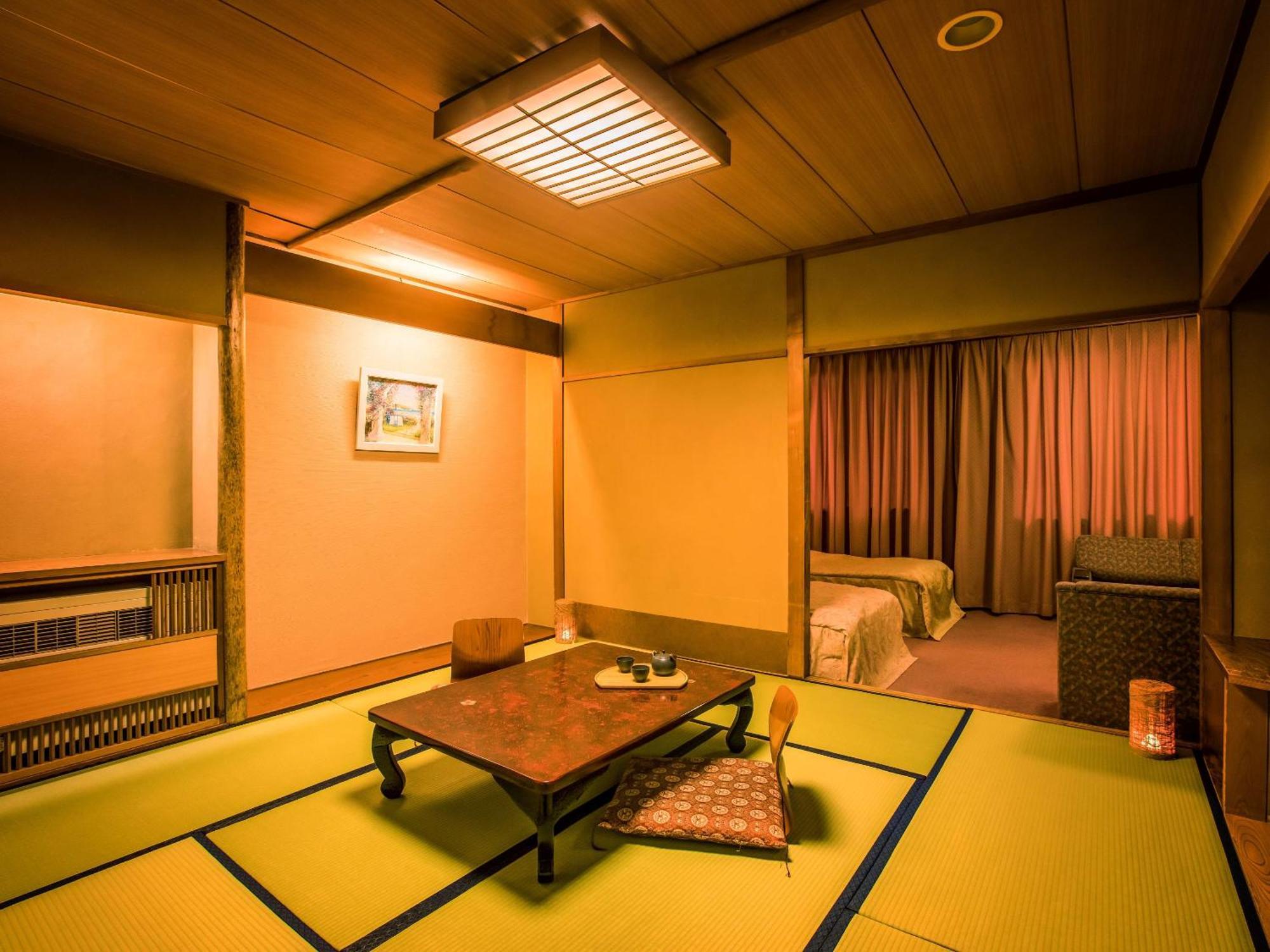 เรียวกัง Ooedo Onsen Monogatari Bekkan 3*