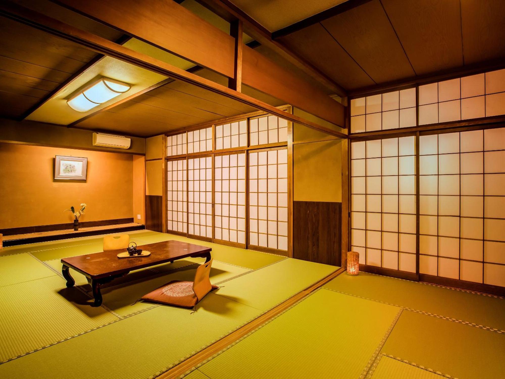 Ooedo Onsen Monogatari Bekkan 3* เกโระ
